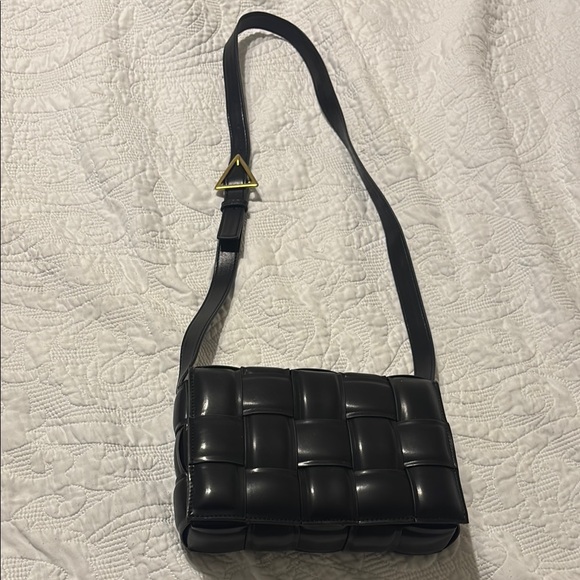 Handbags - Black Woven crossbody